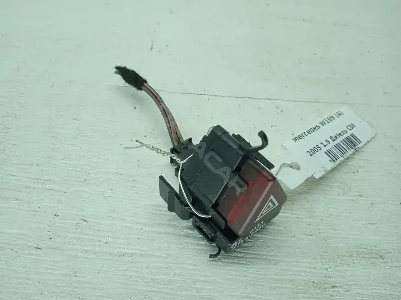 Кнопка аварийки 1698203610