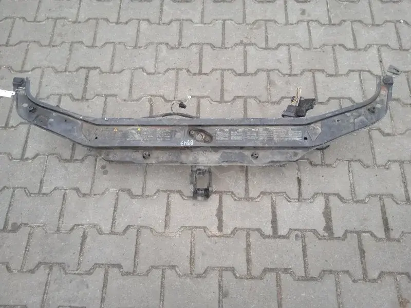 Рамка капота 10175409