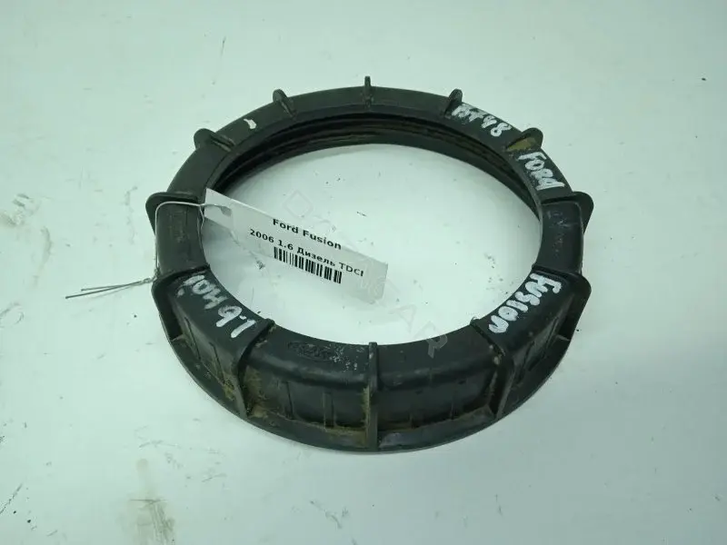 Гайка топливного бака 2S619C385AA