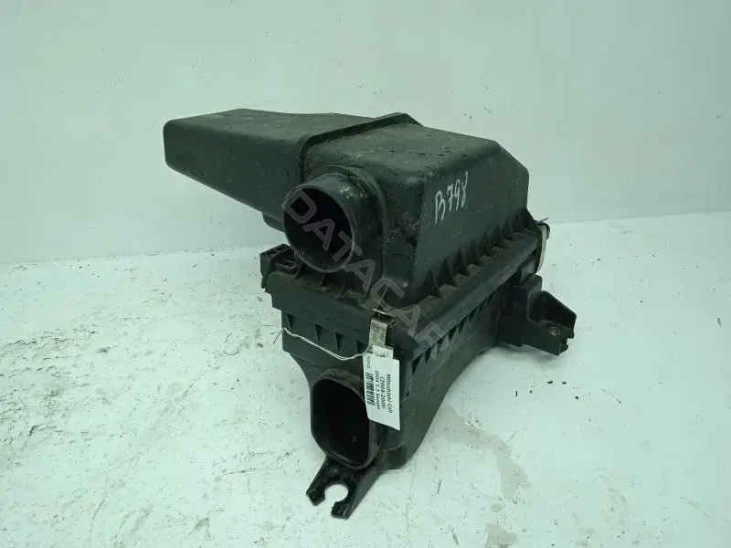 Корпус воздушного фильтра MN10286
