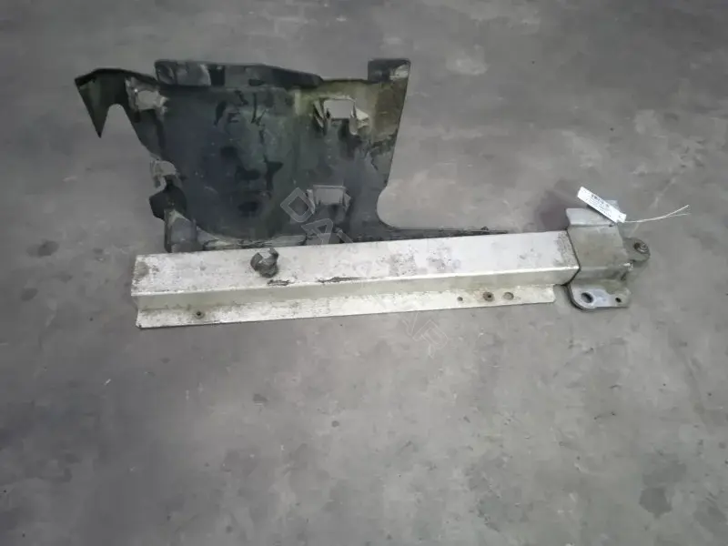 Усилитель бампера 10170324