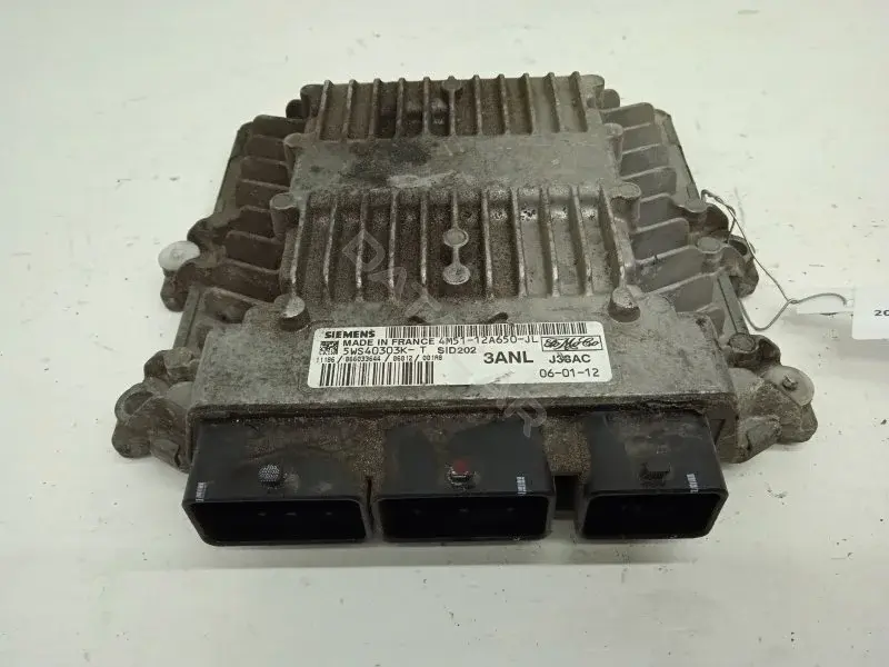 Блок управления двигателем 4m5112a650jl