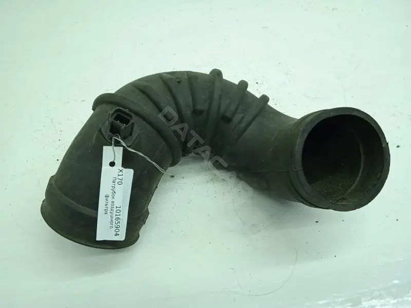 Патрубок воздушный 7M0129627M