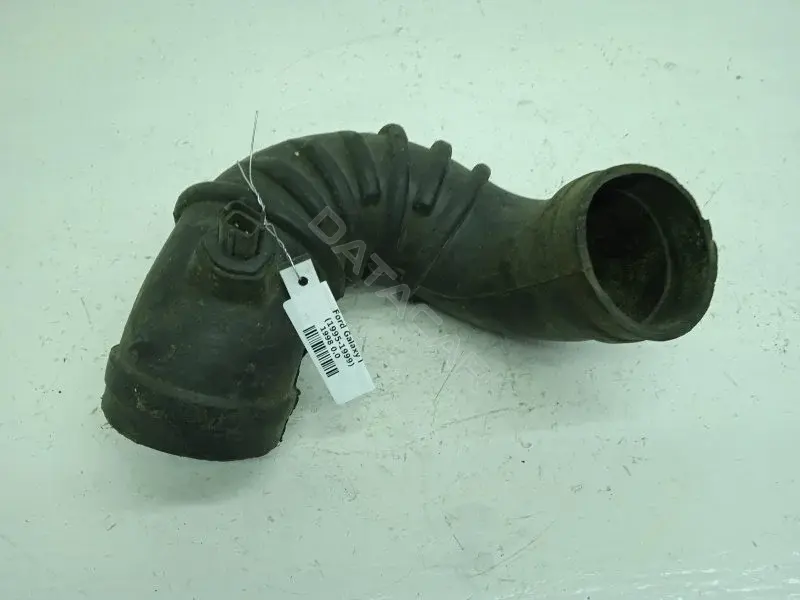 Патрубок воздушный 7M0129627M