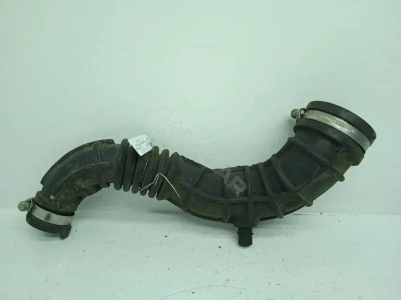 Патрубки системы охлаждения 8200500383