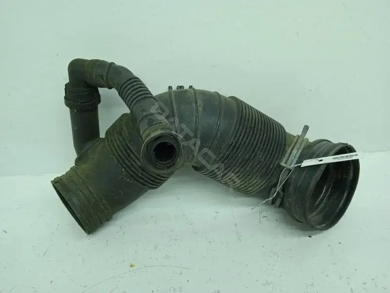 Патрубок воздушный 3C0129654P