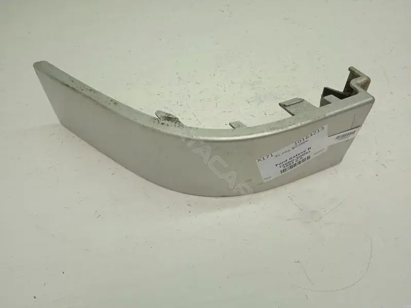 Ус под фонарь 7M5807871