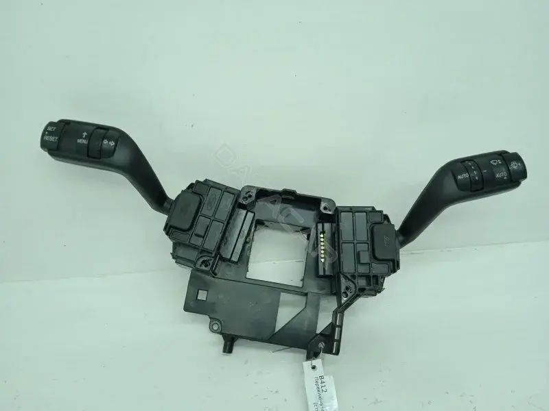 Переключатель подрулевой 3M5T6475AC