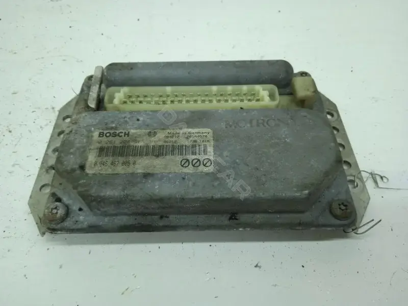 Блок управления двигателем 026120440500464670050