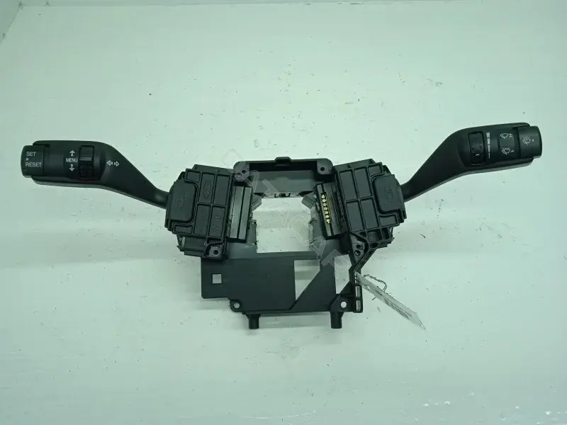Переключатель подрулевой 3M5T6475AD