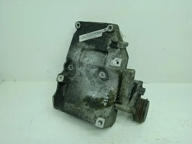 Кронштейн компрессора кондиционера 038260885C