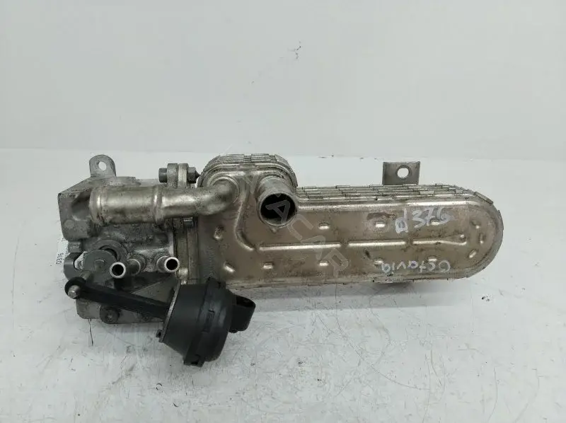 Радиатор ЕГР 03G131513J
