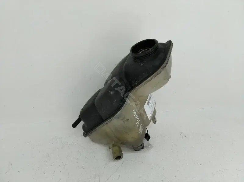 Расширительный бачок 1685000249