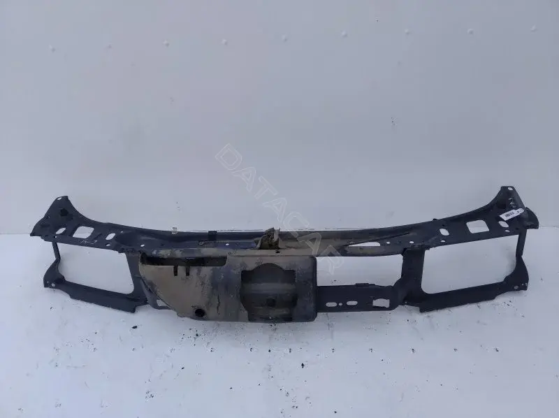 Рамка капота 10157360