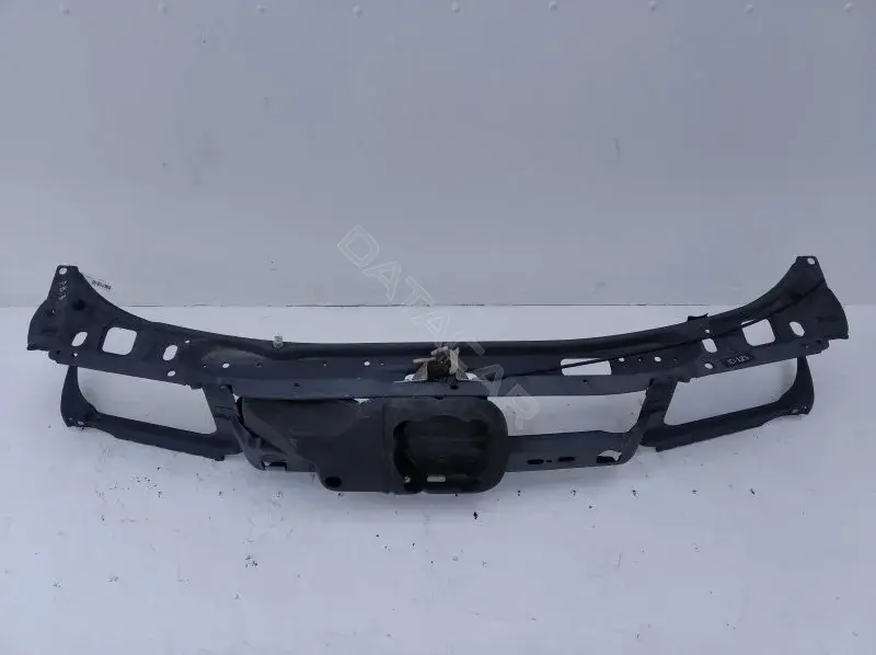 Рамка капота 10157238