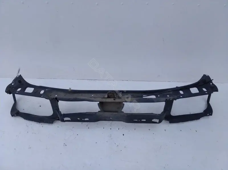 Рамка капота 10157222