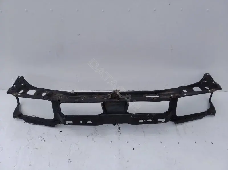 Рамка капота 10157199