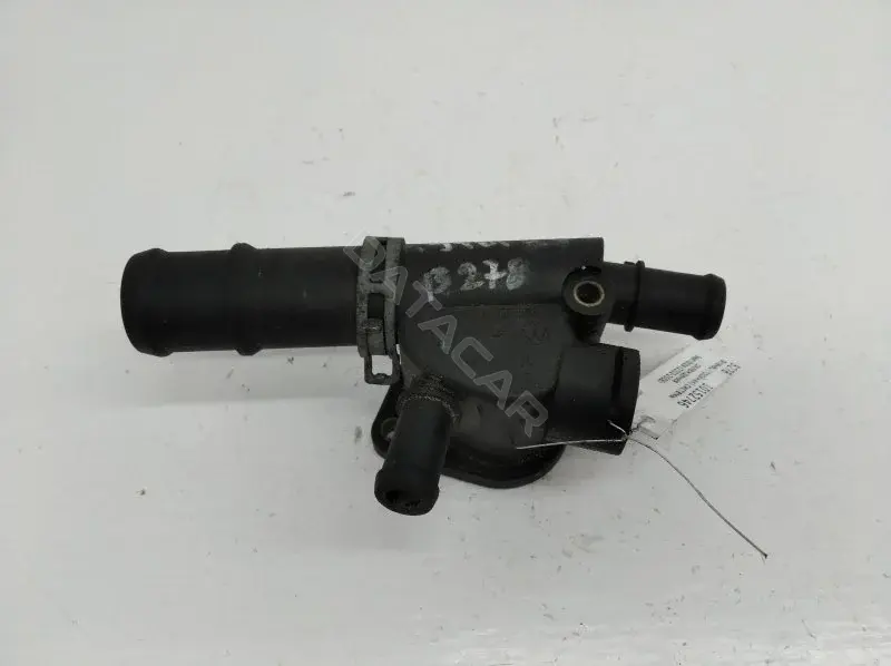 Фланец охлаждающей жидкости 038121132D