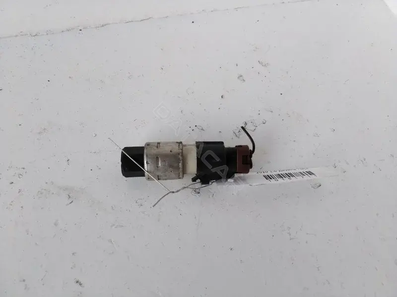 Датчик давления кондиционера 95BW19E561AA