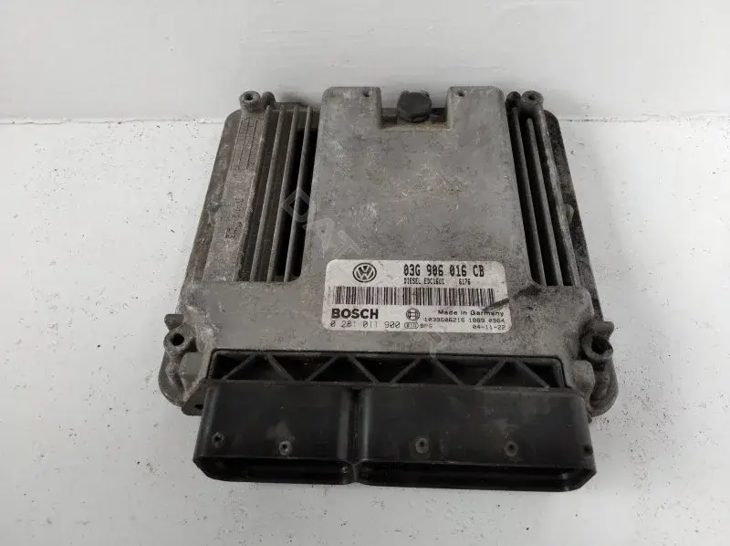 Блок управления двигателем 03G906016CB