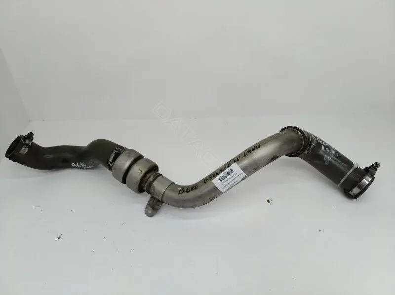 Патрубки системы охлаждения 8200522977