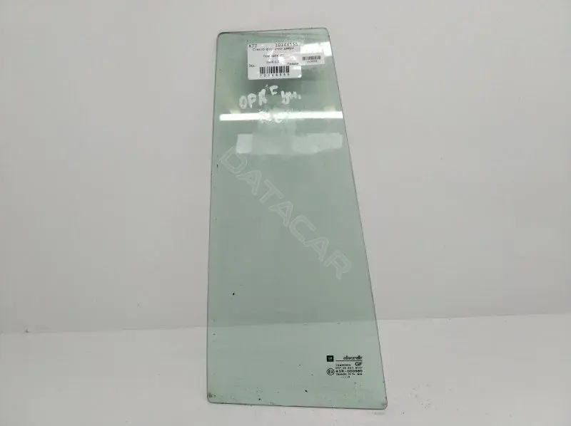 Форточка задняя правая 10148555