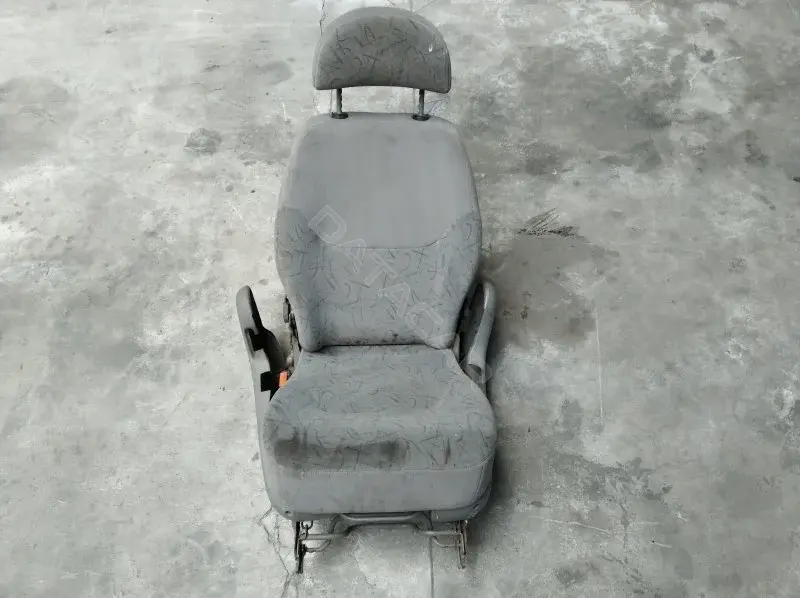 Сиденье 10142974