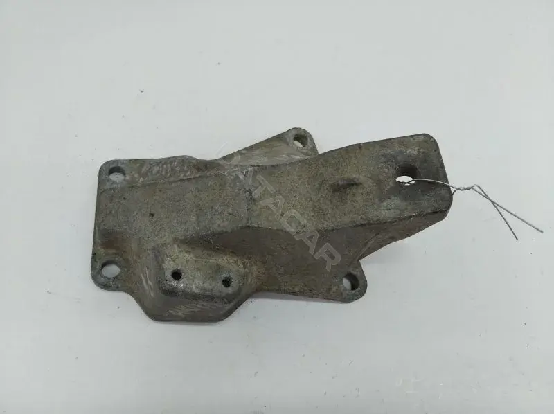 Кронштейн КПП 4A0399113D