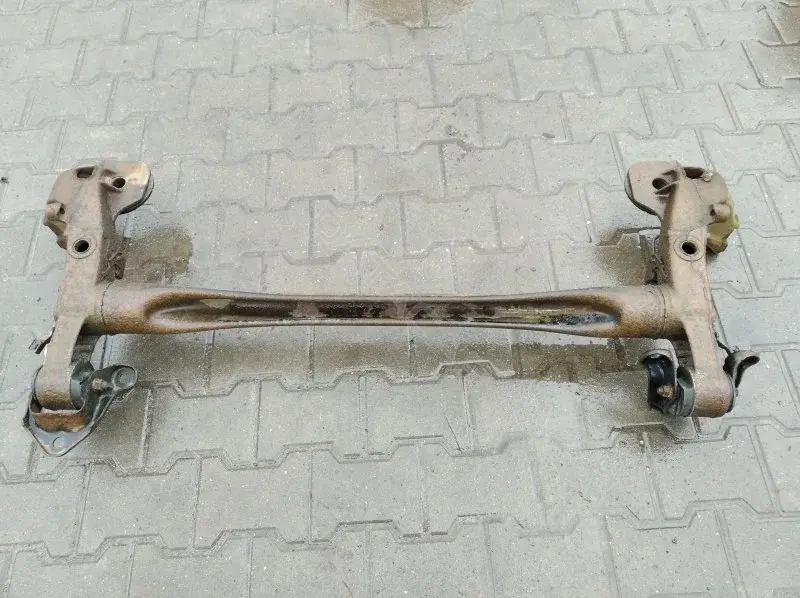 Балка подвески 10137794