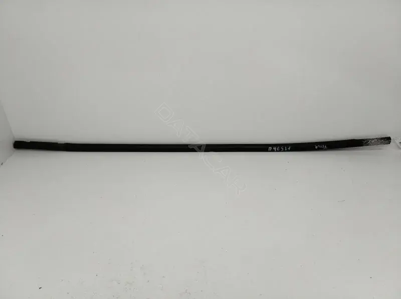Молдинг двери 1T0837477A