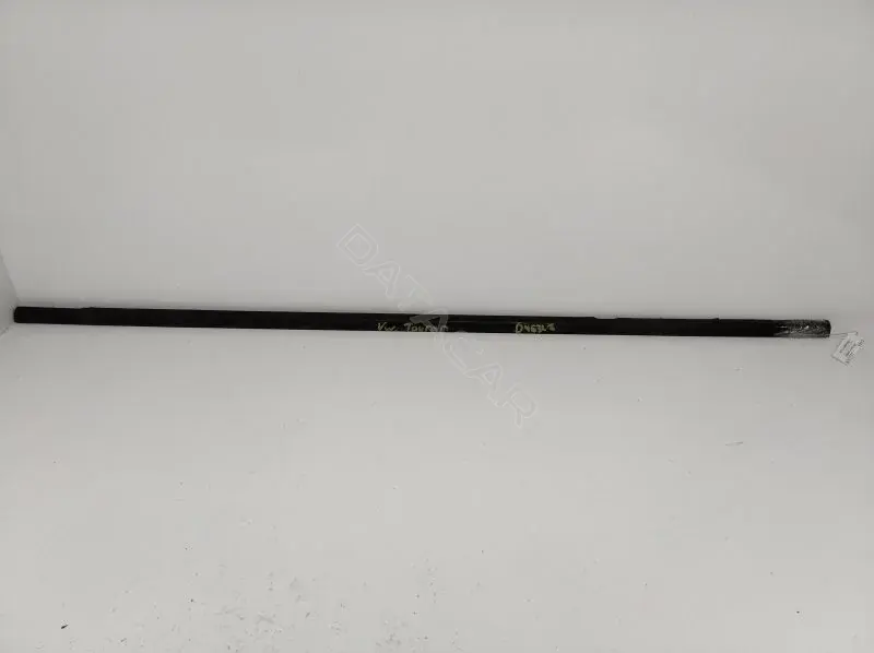 Молдинг двери 1T0839477C