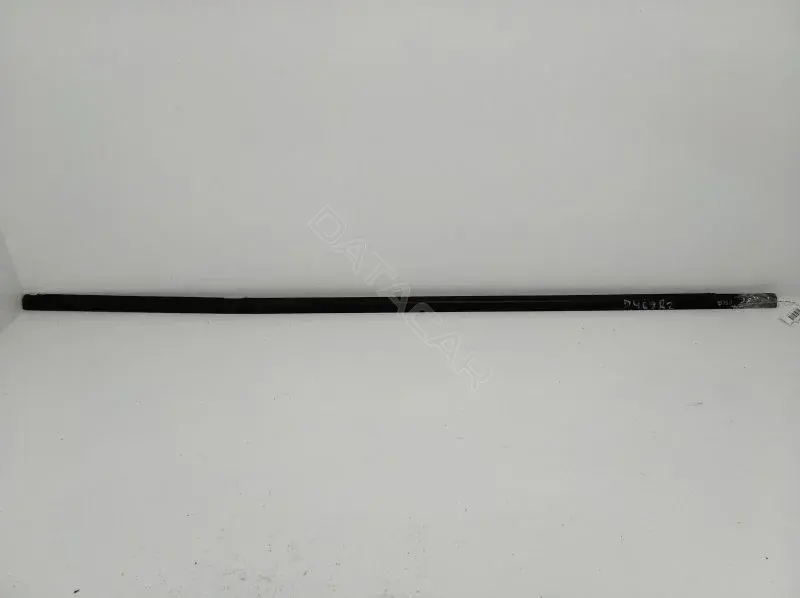 Молдинг двери 1T0839478C