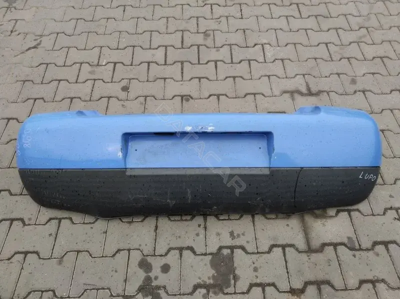 Задний бампер 10136915