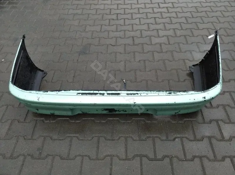 Задний бампер 10136753