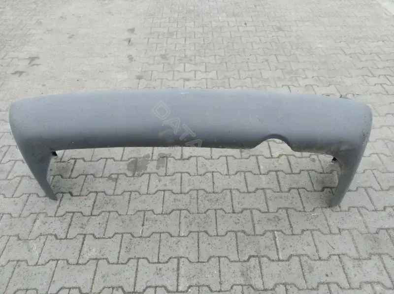 Задний бампер 10136728
