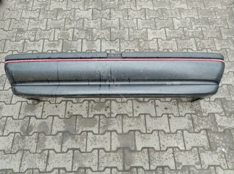 Задний бампер 90358071