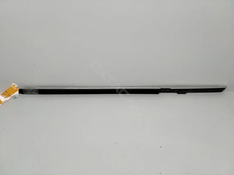 Молдинг двери 8230491