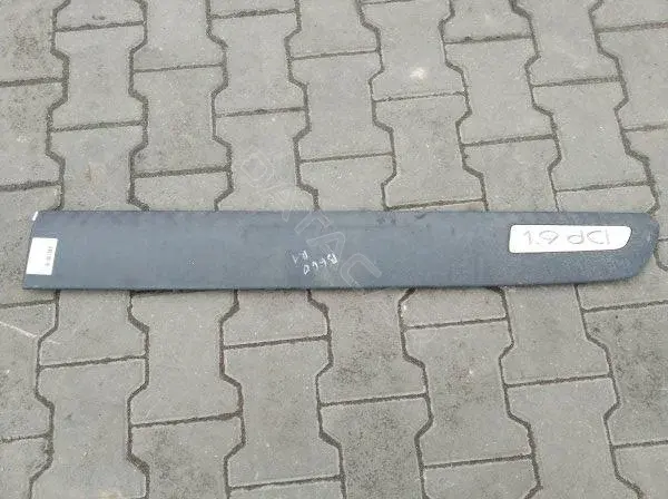 Молдинг двери X818200095949B