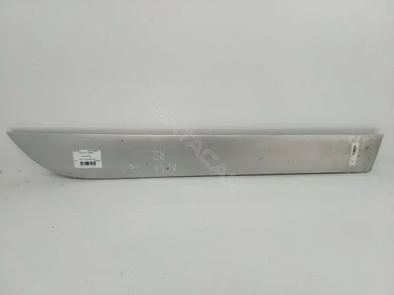 Молдинг двери 4F0853970B