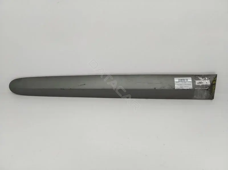 Молдинг двери 7700433056