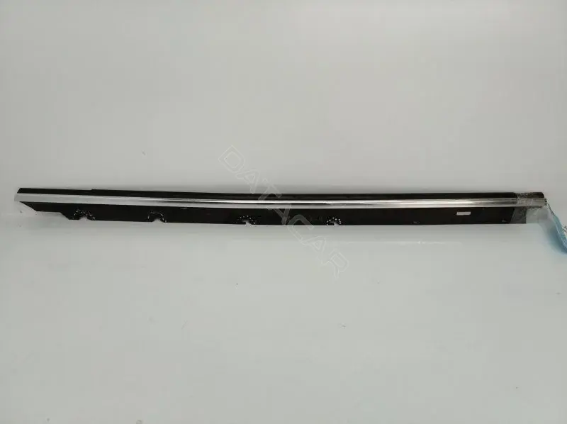 Молдинг двери 4В0853764