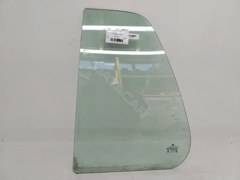Форточка задняя левая 10129423