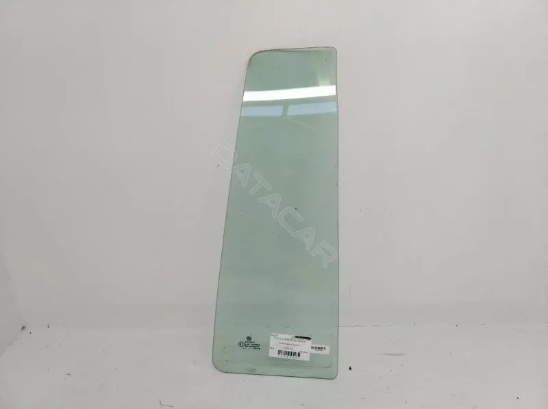 Форточка задняя правая 10128496