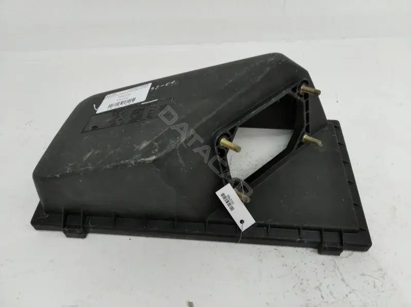 Корпус воздушного фильтра MB957381