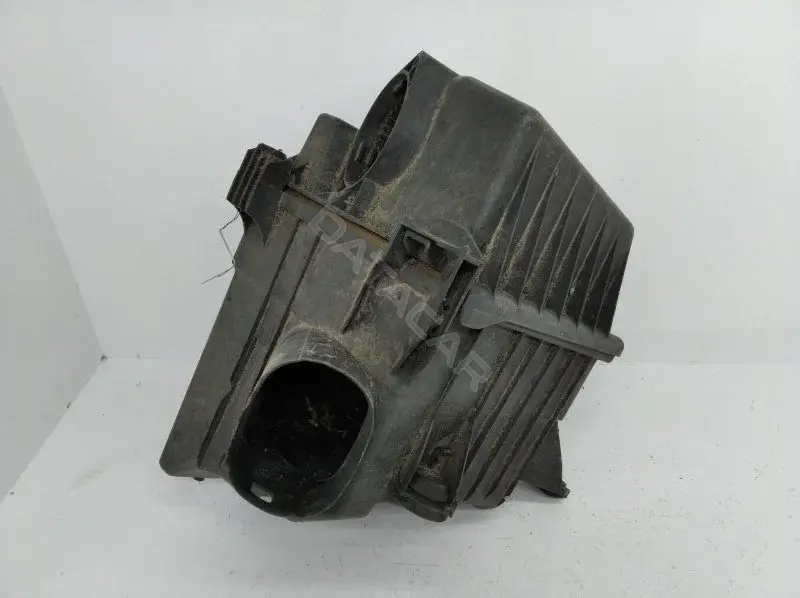 Корпус воздушного фильтра 6Q129601AR