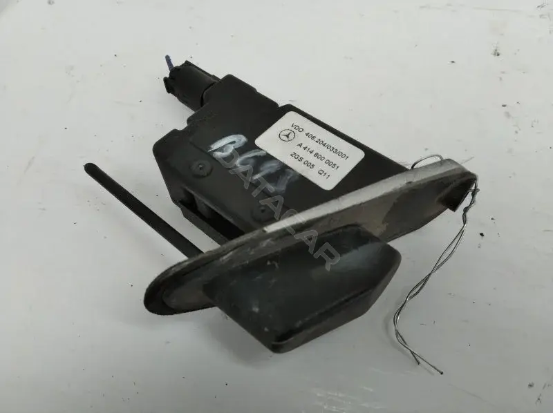 Замок лючка топливного бака A4148000051