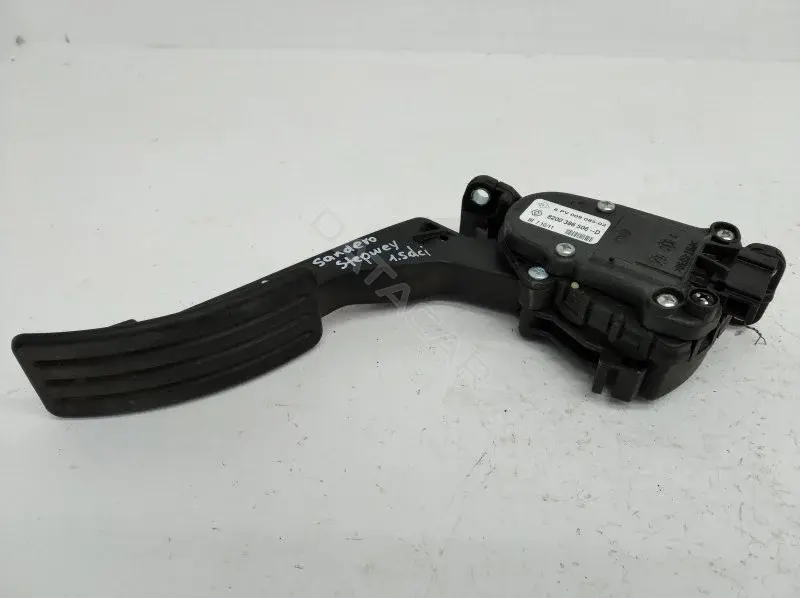 Педаль газа 8200386506D