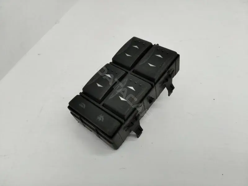 Блок управления стеклоподъемниками 1S7T14A132BE