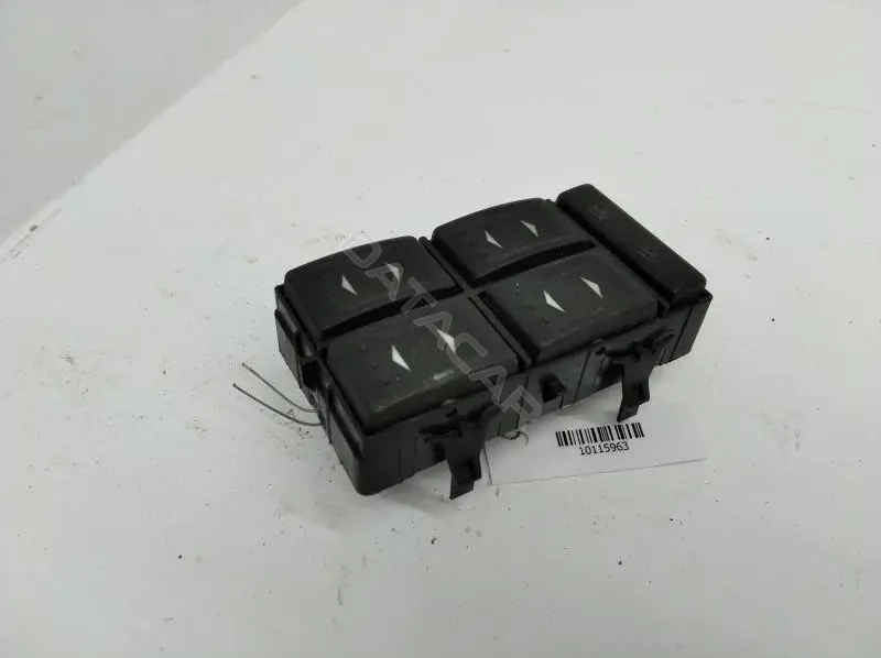 Блок управления стеклоподъемниками 3S7T14A132BA