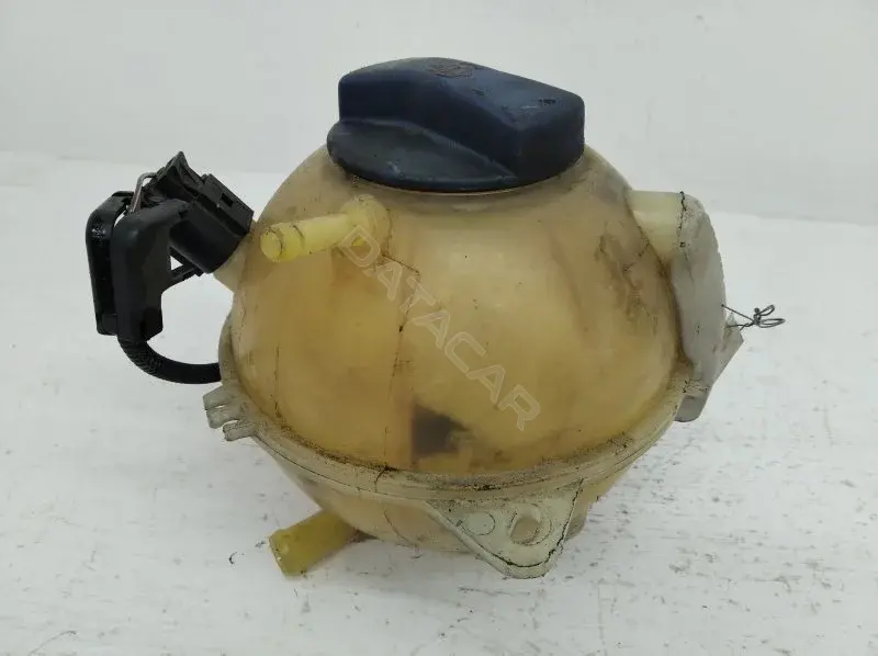 Расширительный бачок 1J0121403A